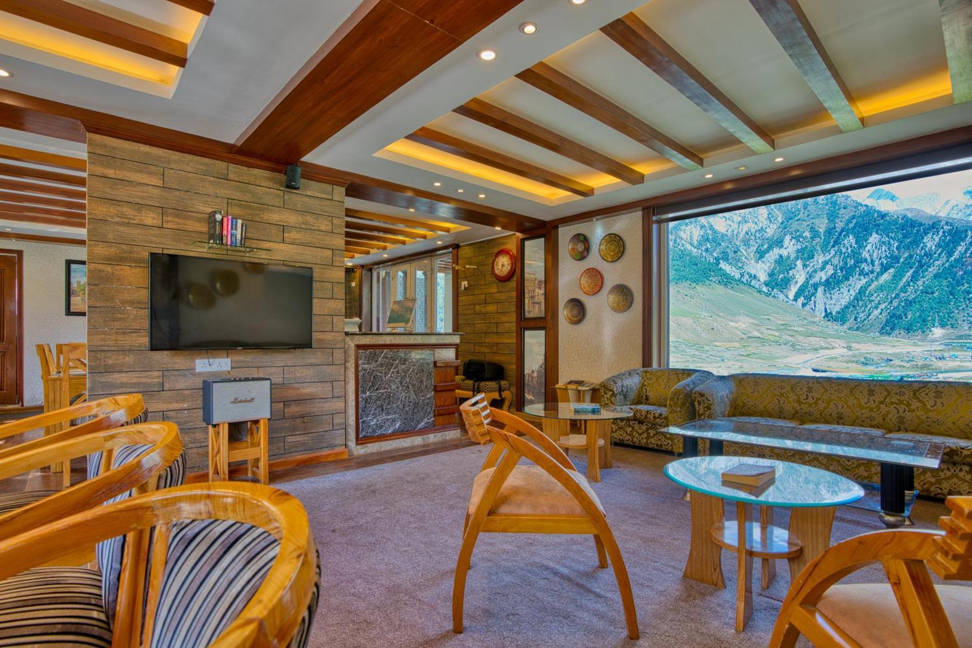 Golden Meadows Hotels & Resorts Sonāmarg Dış mekan fotoğraf