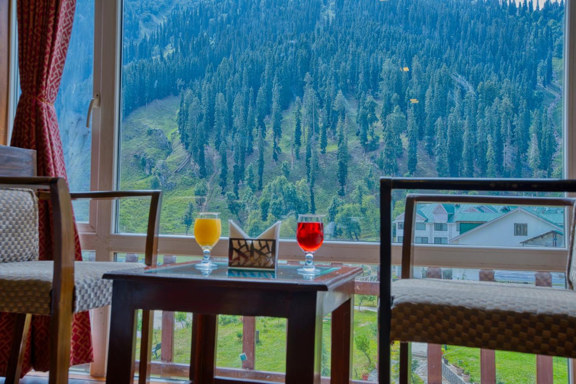 Golden Meadows Hotels & Resorts Sonāmarg Dış mekan fotoğraf